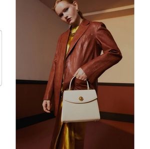 Leather Retro Handbag – Pearl White